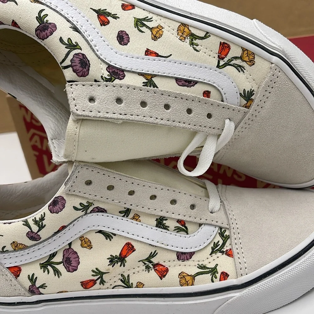 Vans WMNS Floral Canvas Sneakers Old Skool Poppy Floral Cream VNA5KRSCRM